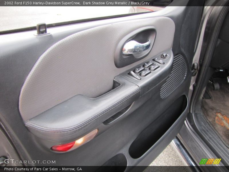Door Panel of 2002 F150 Harley-Davidson SuperCrew
