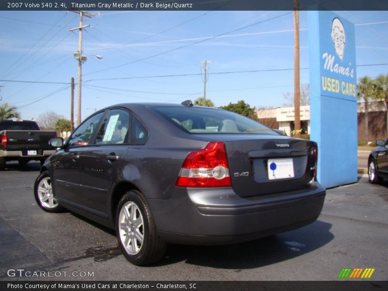 Titanium Gray Metallic / Dark Beige/Quartz 2007 Volvo S40 2.4i