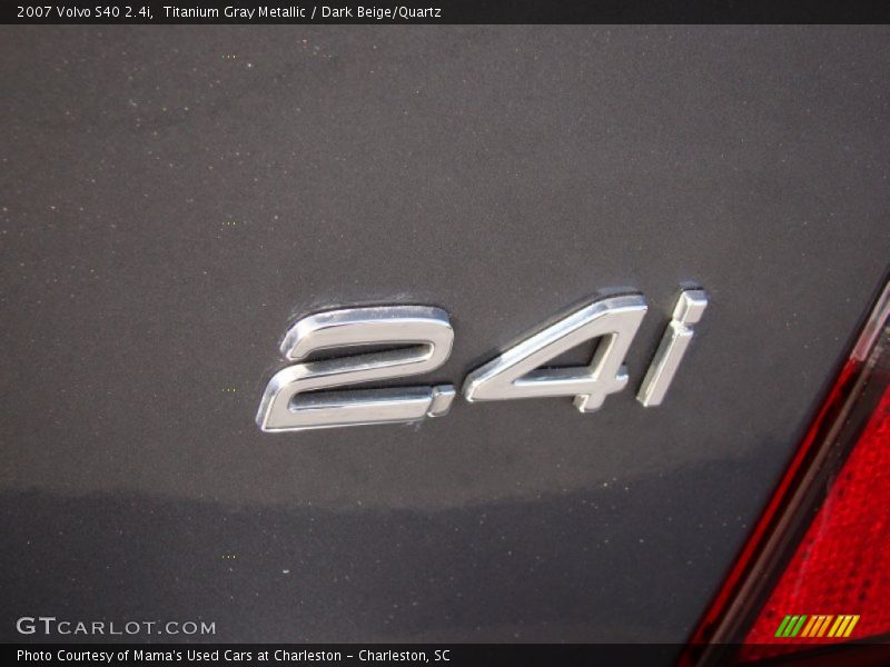 Titanium Gray Metallic / Dark Beige/Quartz 2007 Volvo S40 2.4i