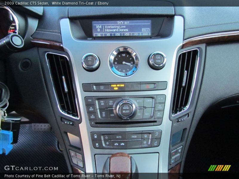 White Diamond Tri-Coat / Ebony 2009 Cadillac CTS Sedan