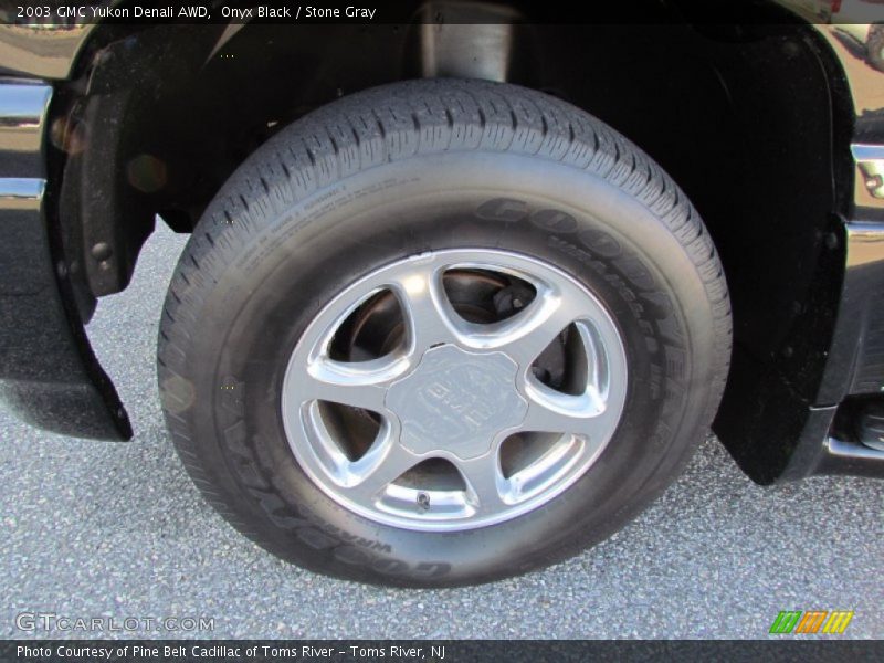 Onyx Black / Stone Gray 2003 GMC Yukon Denali AWD