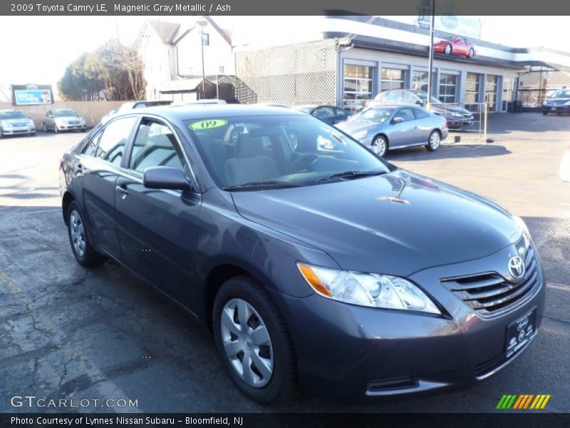 Magnetic Gray Metallic / Ash 2009 Toyota Camry LE