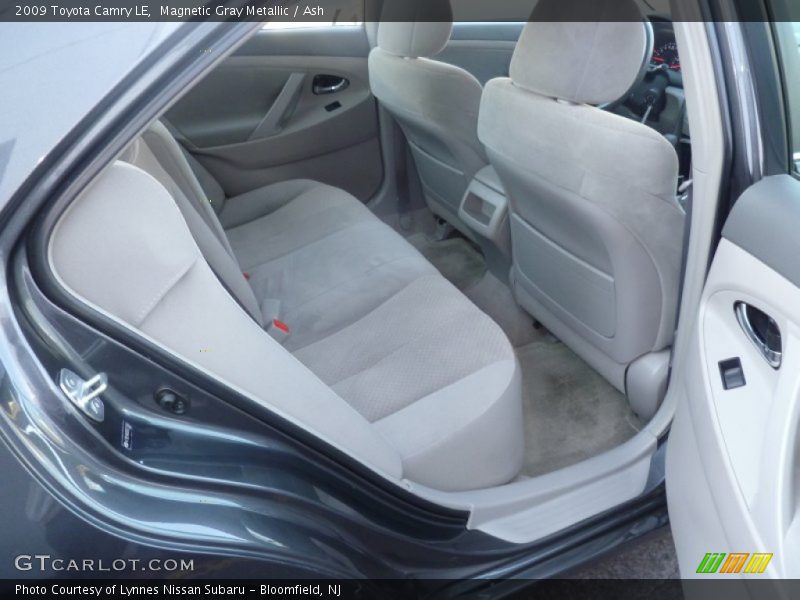 Magnetic Gray Metallic / Ash 2009 Toyota Camry LE