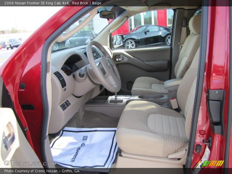  2009 Frontier SE King Cab 4x4 Beige Interior