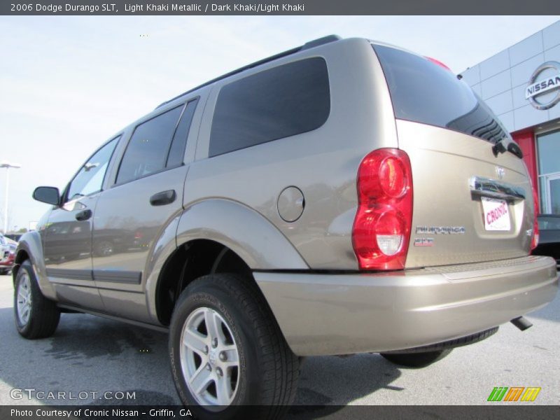 Light Khaki Metallic / Dark Khaki/Light Khaki 2006 Dodge Durango SLT