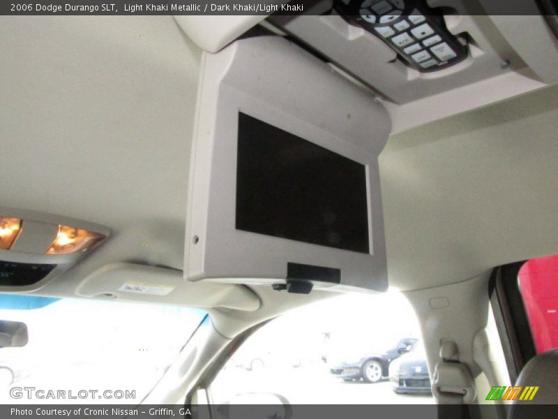 Light Khaki Metallic / Dark Khaki/Light Khaki 2006 Dodge Durango SLT