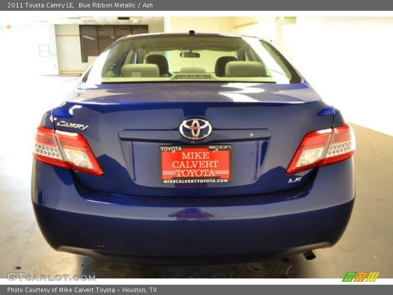 Blue Ribbon Metallic / Ash 2011 Toyota Camry LE