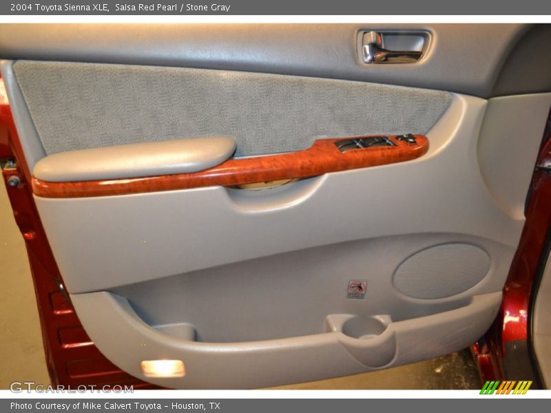 Salsa Red Pearl / Stone Gray 2004 Toyota Sienna XLE