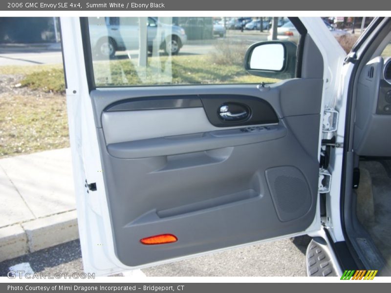 Summit White / Ebony Black 2006 GMC Envoy SLE 4x4