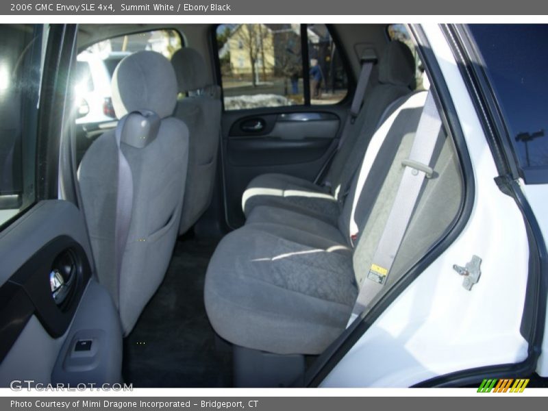 Summit White / Ebony Black 2006 GMC Envoy SLE 4x4