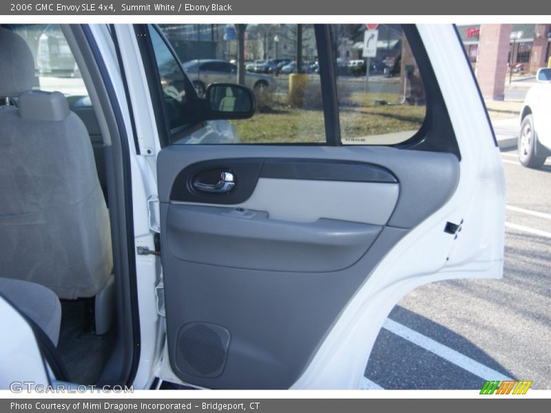 Summit White / Ebony Black 2006 GMC Envoy SLE 4x4