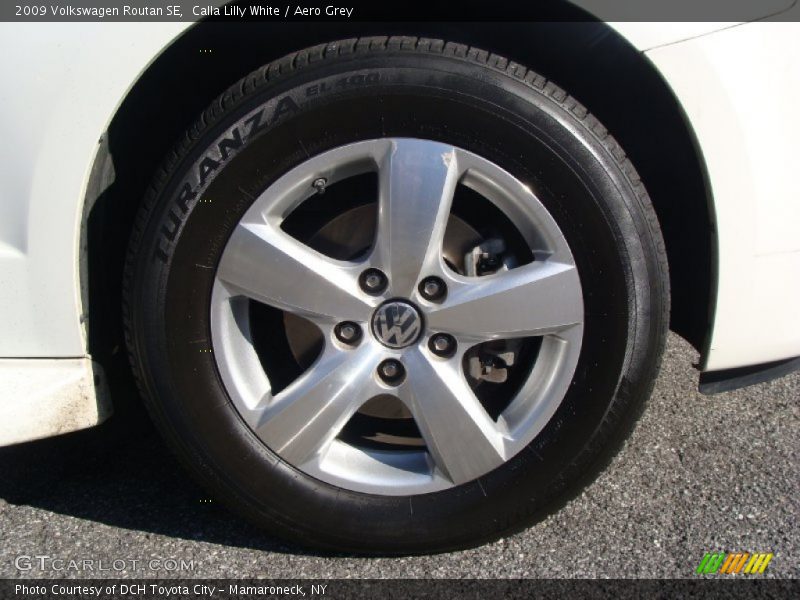 Calla Lilly White / Aero Grey 2009 Volkswagen Routan SE