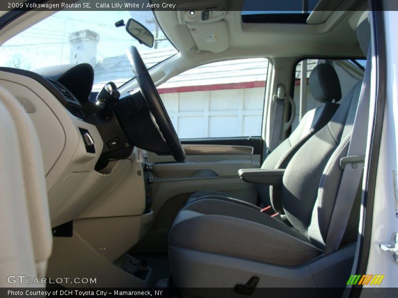 Calla Lilly White / Aero Grey 2009 Volkswagen Routan SE