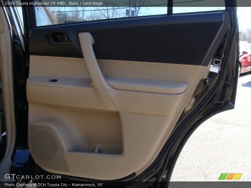 Black / Sand Beige 2009 Toyota Highlander V6 4WD