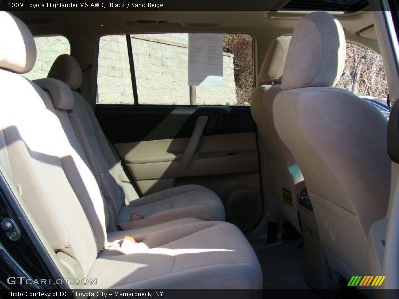 Black / Sand Beige 2009 Toyota Highlander V6 4WD