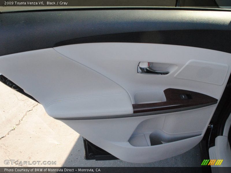 Black / Gray 2009 Toyota Venza V6