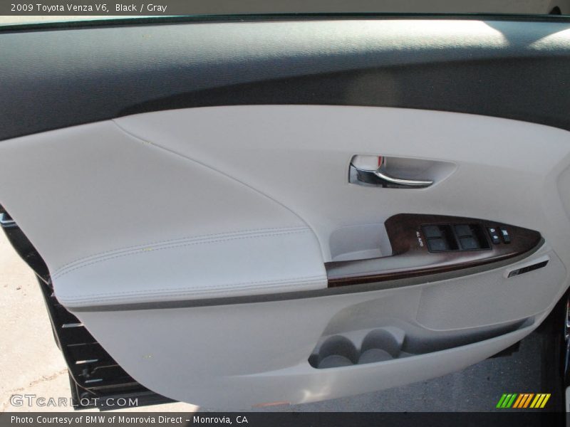 Black / Gray 2009 Toyota Venza V6