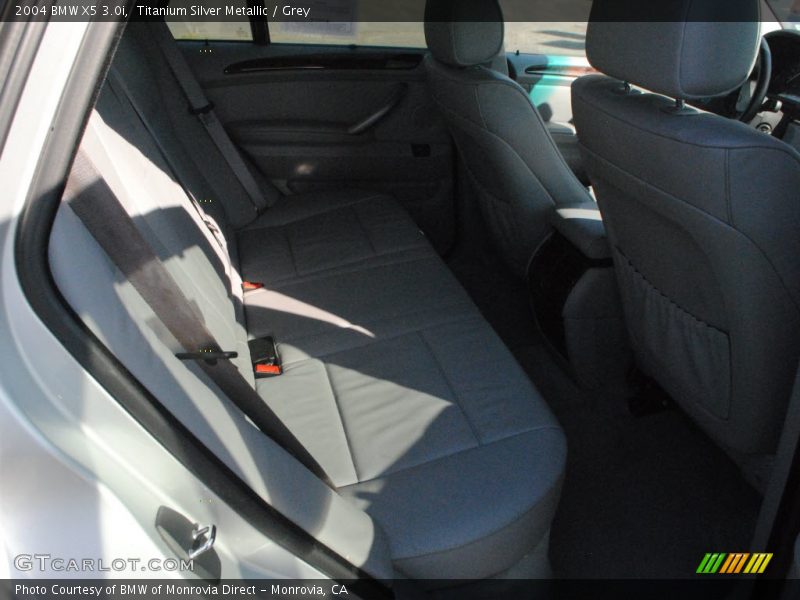 Titanium Silver Metallic / Grey 2004 BMW X5 3.0i