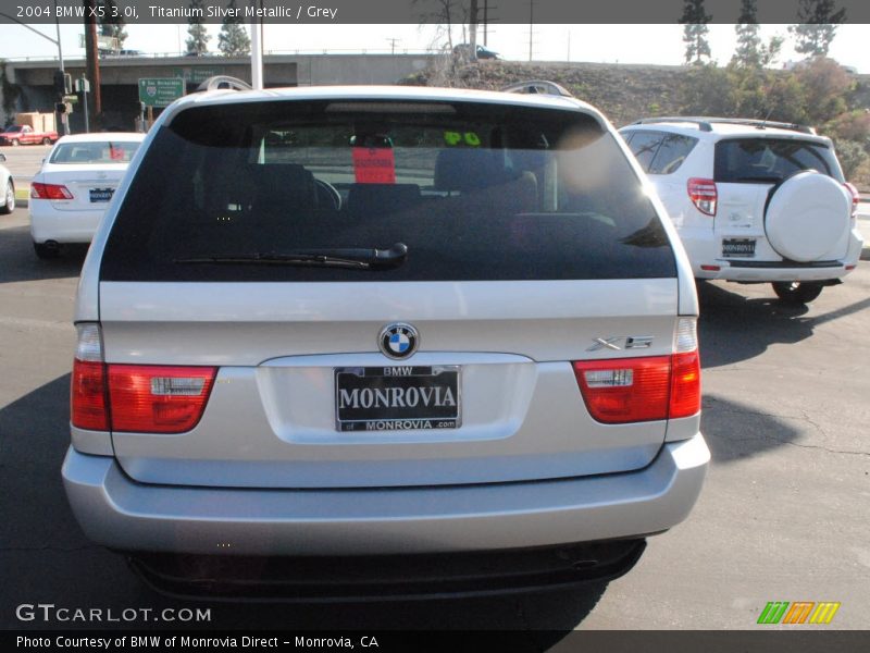 Titanium Silver Metallic / Grey 2004 BMW X5 3.0i
