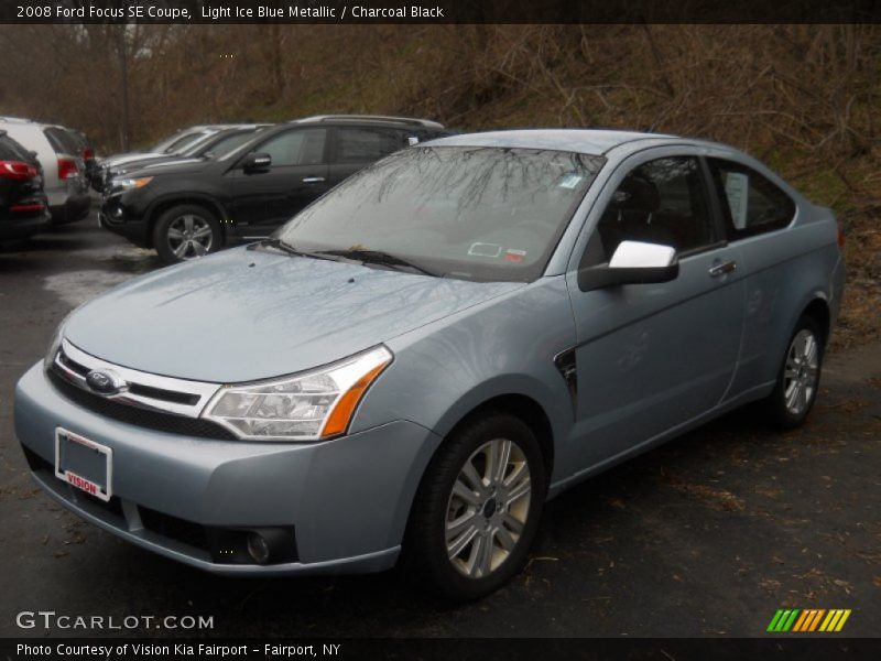 Light Ice Blue Metallic / Charcoal Black 2008 Ford Focus SE Coupe