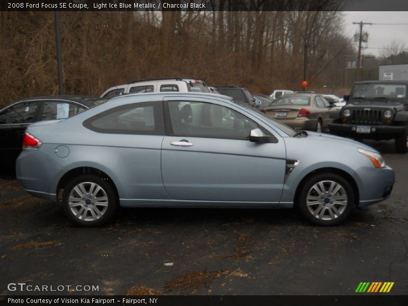 Light Ice Blue Metallic / Charcoal Black 2008 Ford Focus SE Coupe