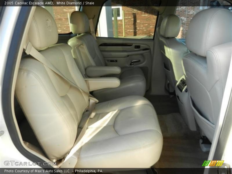 White Diamond / Shale 2005 Cadillac Escalade AWD
