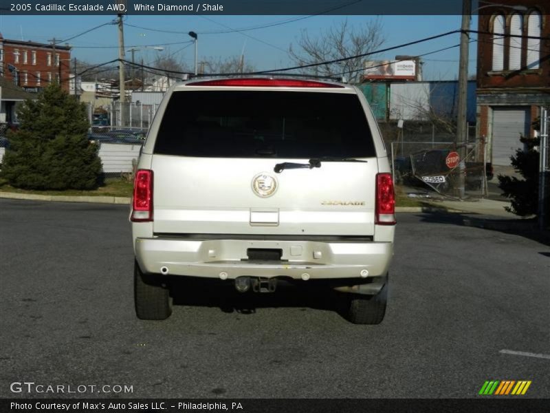 White Diamond / Shale 2005 Cadillac Escalade AWD