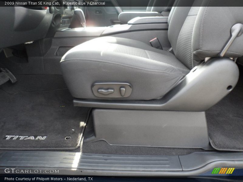 Majestic Blue / Charcoal 2009 Nissan Titan SE King Cab