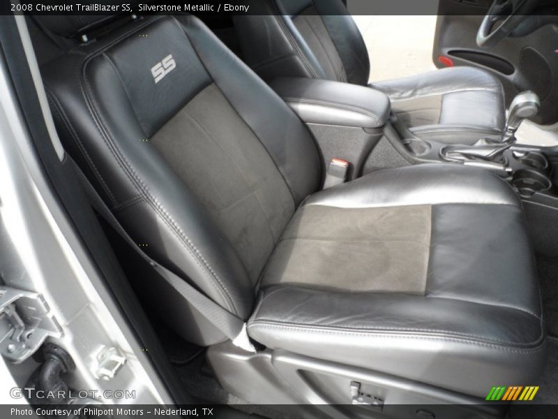  2008 TrailBlazer SS Ebony Interior