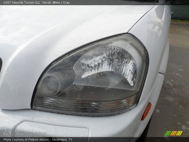 Nordic White / Gray 2007 Hyundai Tucson GLS