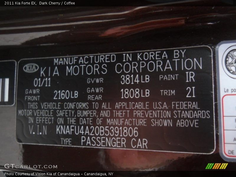 Dark Cherry / Coffee 2011 Kia Forte EX