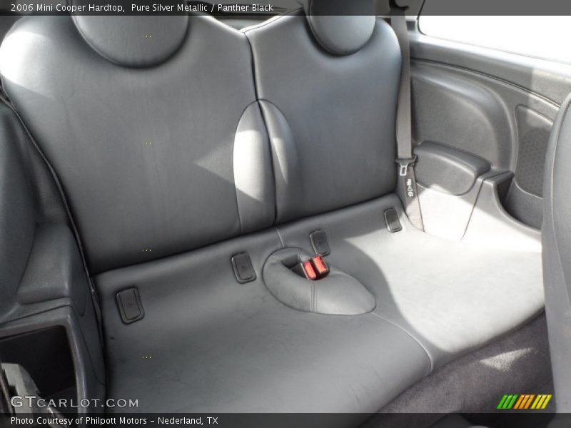 Pure Silver Metallic / Panther Black 2006 Mini Cooper Hardtop