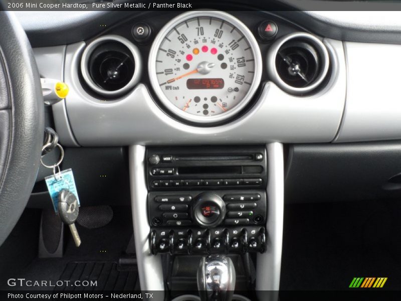 Pure Silver Metallic / Panther Black 2006 Mini Cooper Hardtop