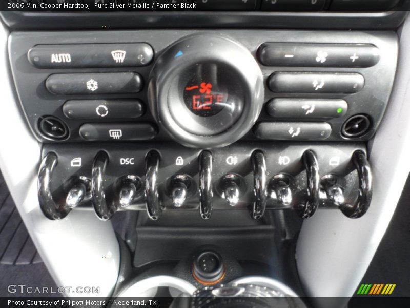 Pure Silver Metallic / Panther Black 2006 Mini Cooper Hardtop