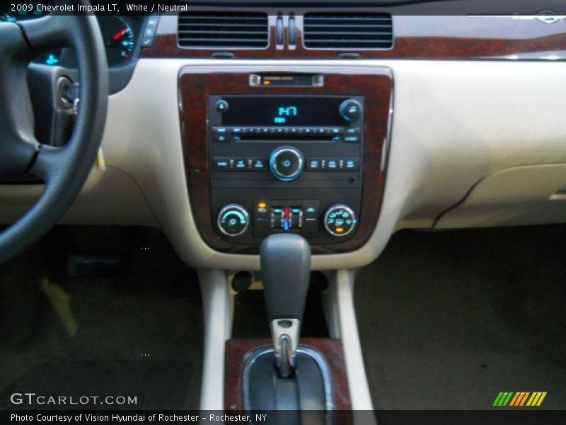 White / Neutral 2009 Chevrolet Impala LT