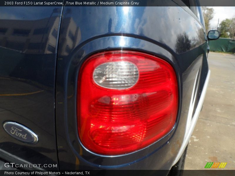 True Blue Metallic / Medium Graphite Grey 2003 Ford F150 Lariat SuperCrew