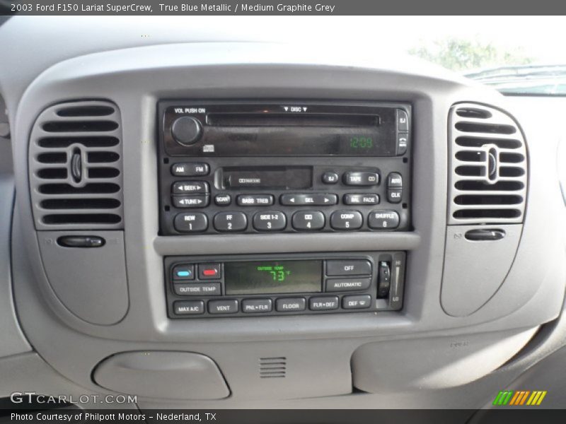 Controls of 2003 F150 Lariat SuperCrew