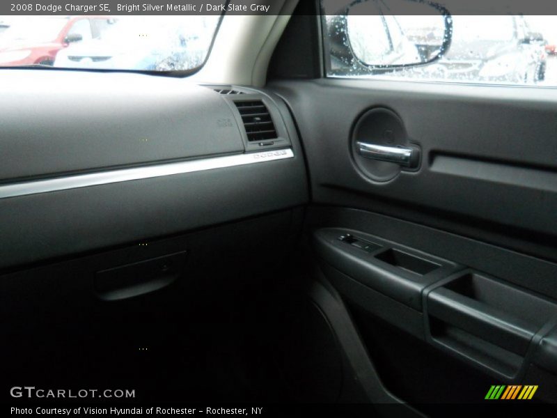 Bright Silver Metallic / Dark Slate Gray 2008 Dodge Charger SE