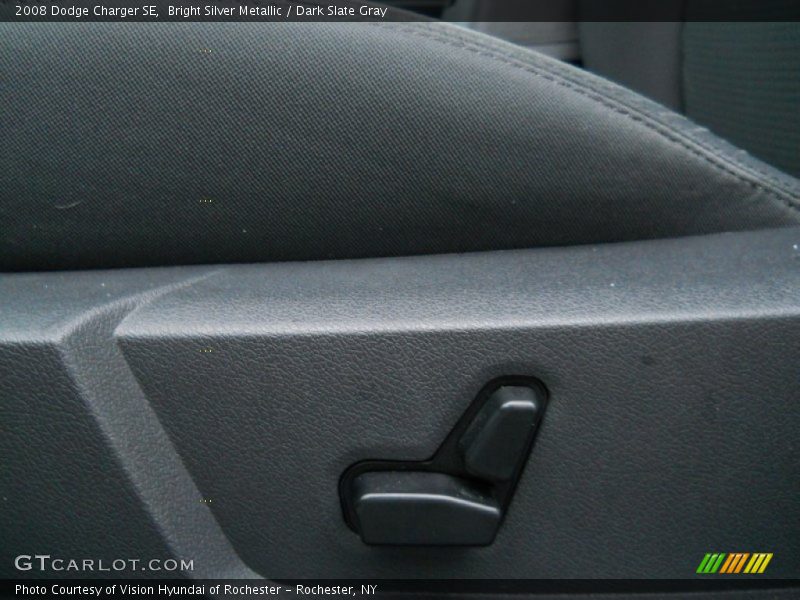 Bright Silver Metallic / Dark Slate Gray 2008 Dodge Charger SE