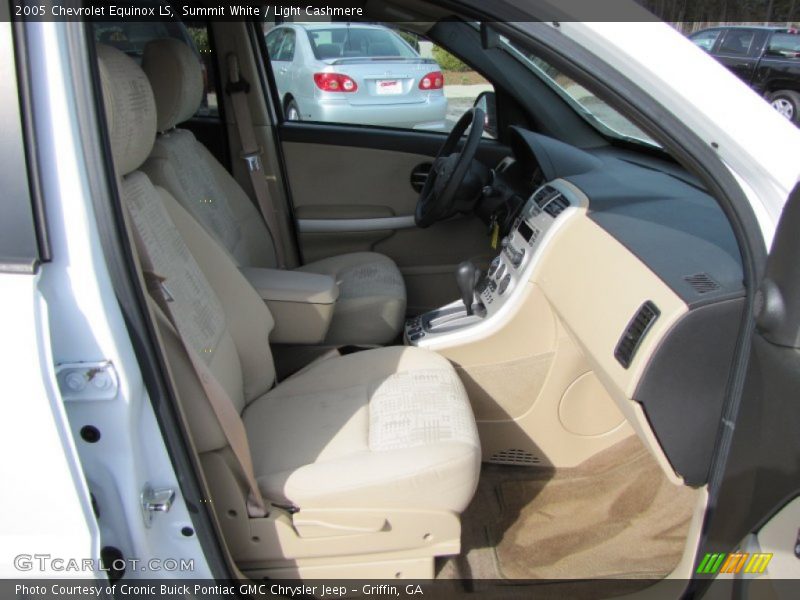 Summit White / Light Cashmere 2005 Chevrolet Equinox LS