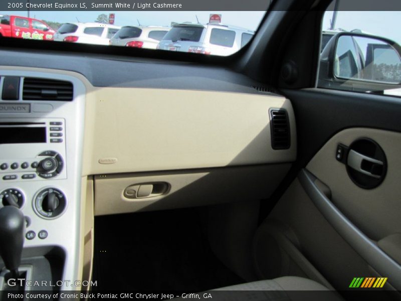 Summit White / Light Cashmere 2005 Chevrolet Equinox LS