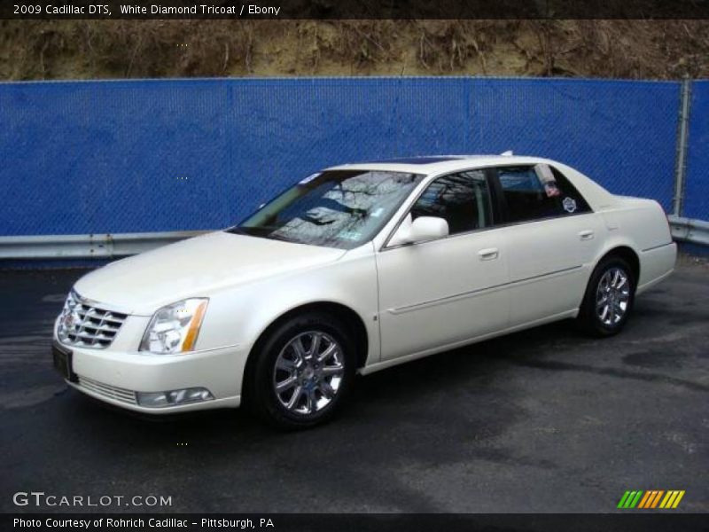 White Diamond Tricoat / Ebony 2009 Cadillac DTS
