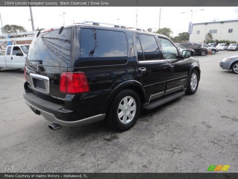 Black Clearcoat / Dove Grey 2004 Lincoln Navigator Luxury