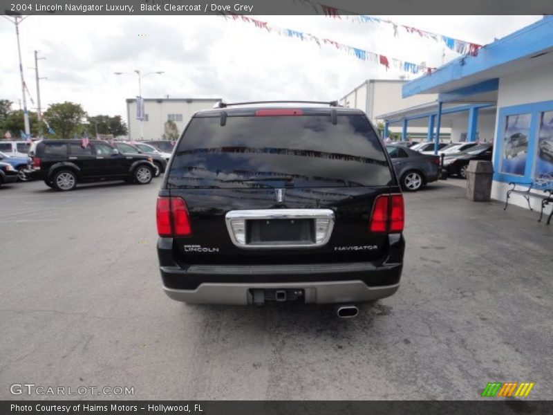 Black Clearcoat / Dove Grey 2004 Lincoln Navigator Luxury