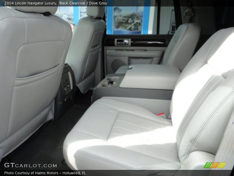  2004 Navigator Luxury Dove Grey Interior