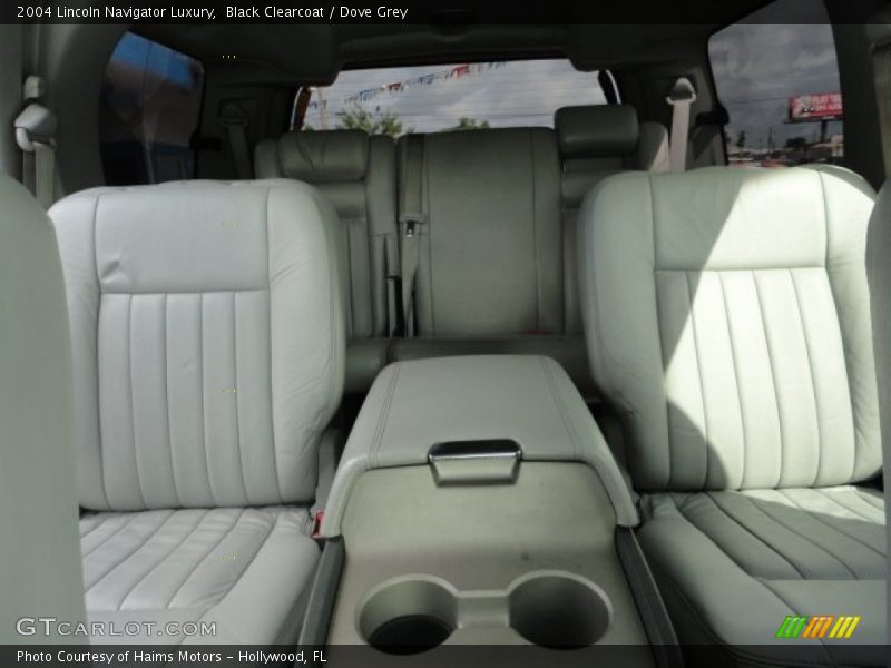  2004 Navigator Luxury Dove Grey Interior