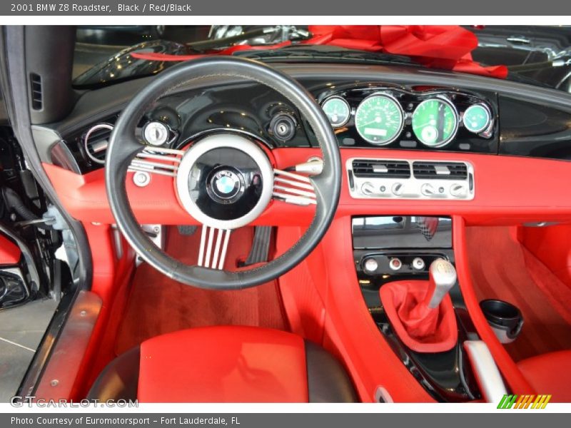 Dashboard of 2001 Z8 Roadster