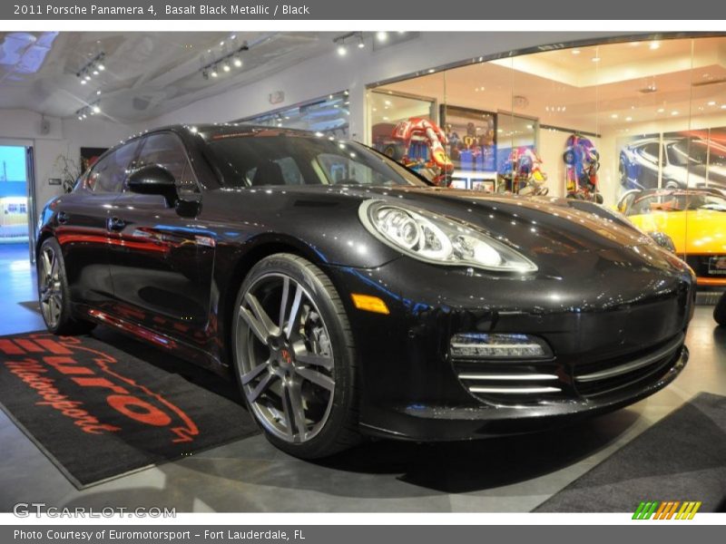 Basalt Black Metallic / Black 2011 Porsche Panamera 4