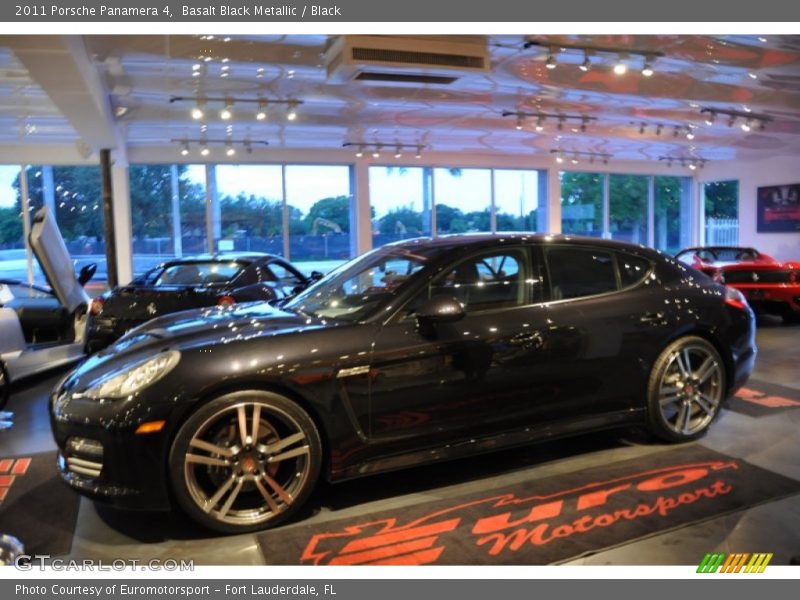Basalt Black Metallic / Black 2011 Porsche Panamera 4