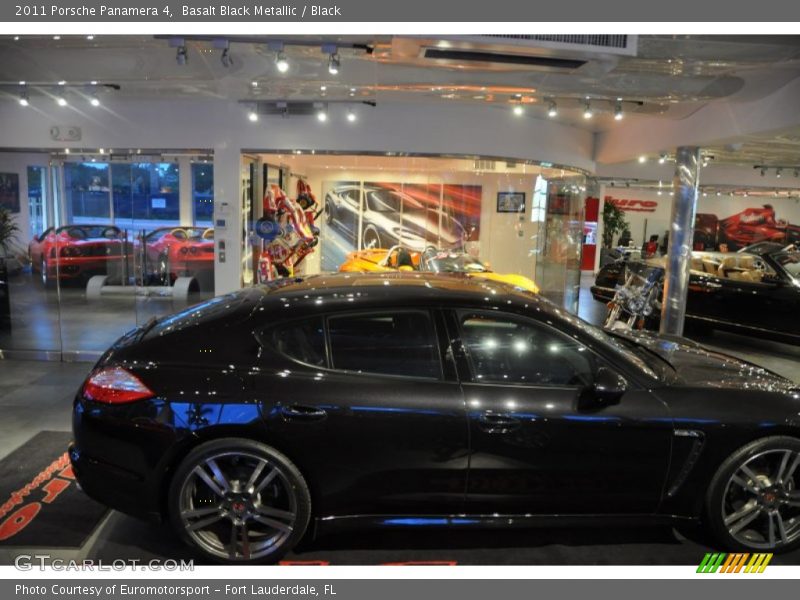 Basalt Black Metallic / Black 2011 Porsche Panamera 4